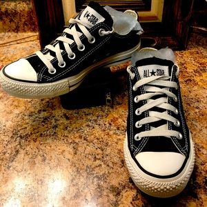 Converse All Star Black low top woman’s size 7